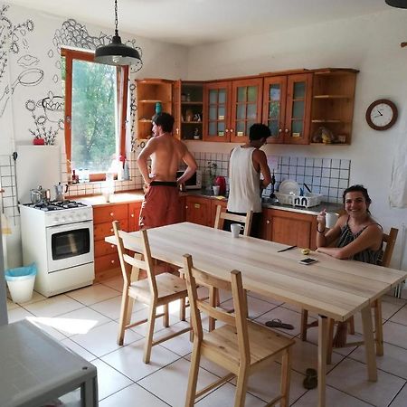 Budapest Garden Hostel ภายนอก รูปภาพ