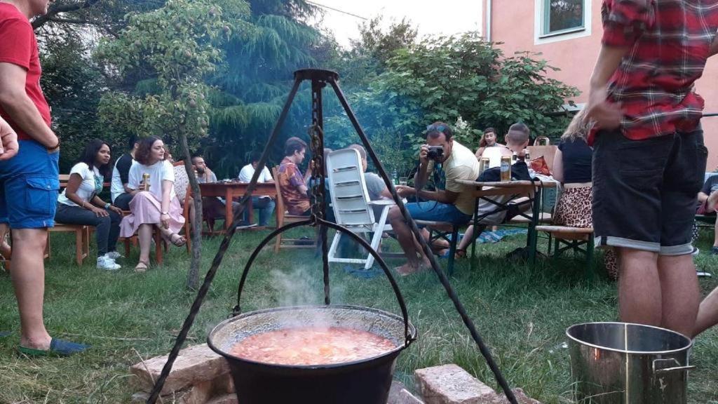 Budapest Garden Hostel ภายนอก รูปภาพ